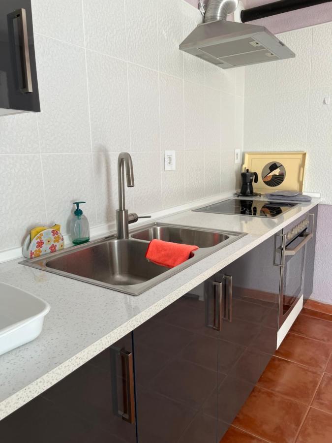 Habitación con baño y cocina privada Valencia Exterior foto